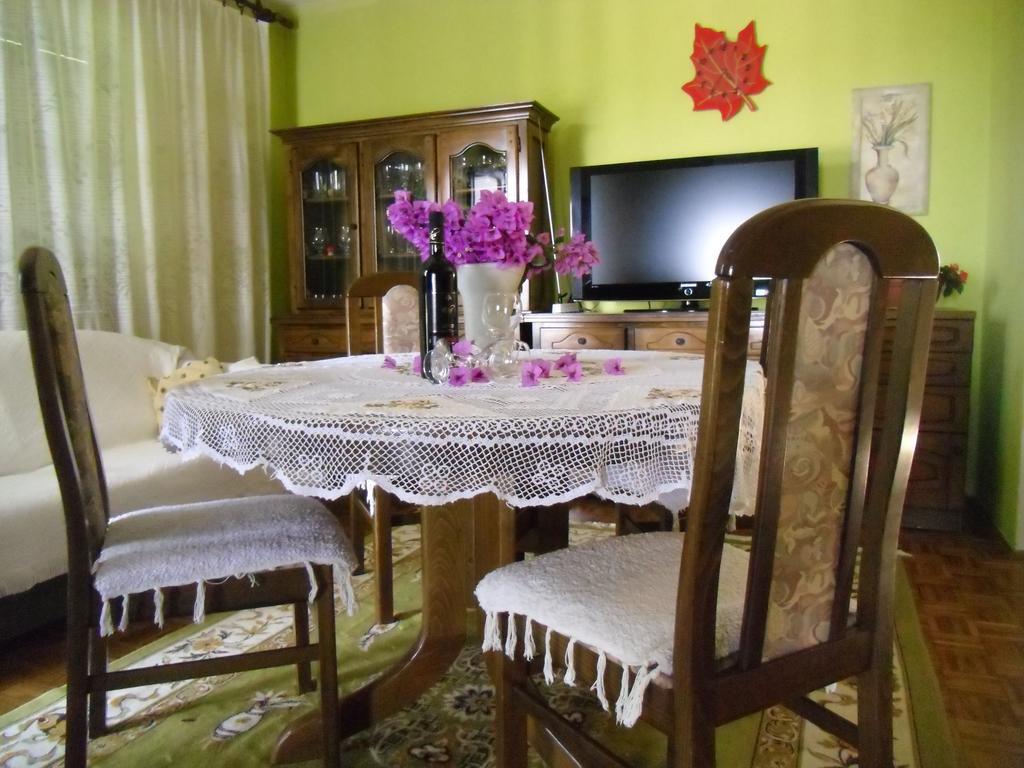 Apartment Dragovic Ulcinj Zimmer foto